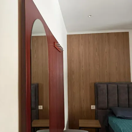 Downtown 3* Tirana